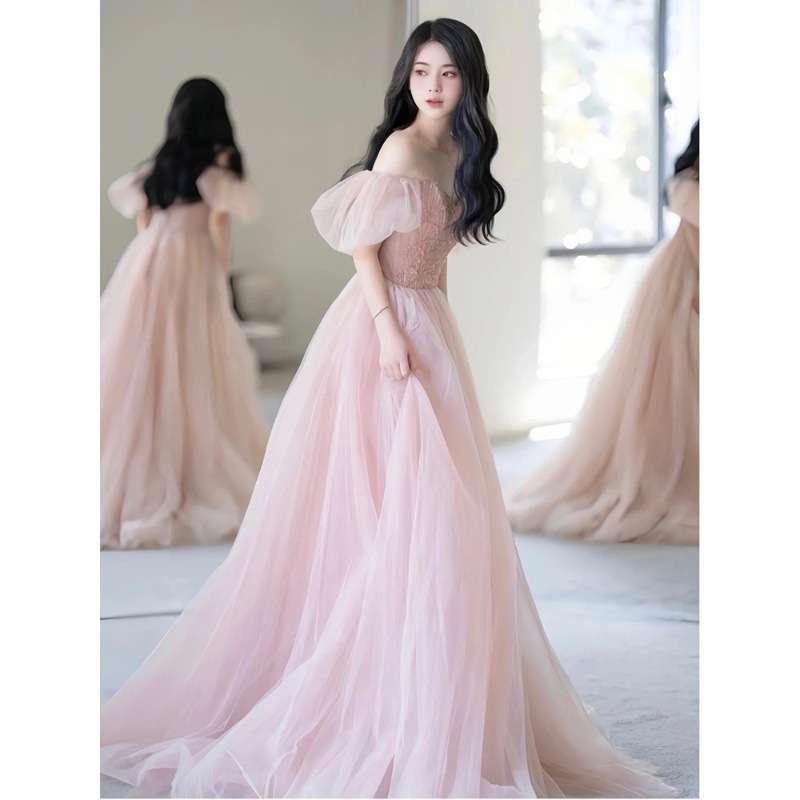 カラードレス 優美なチュールレース オフショルダードレス