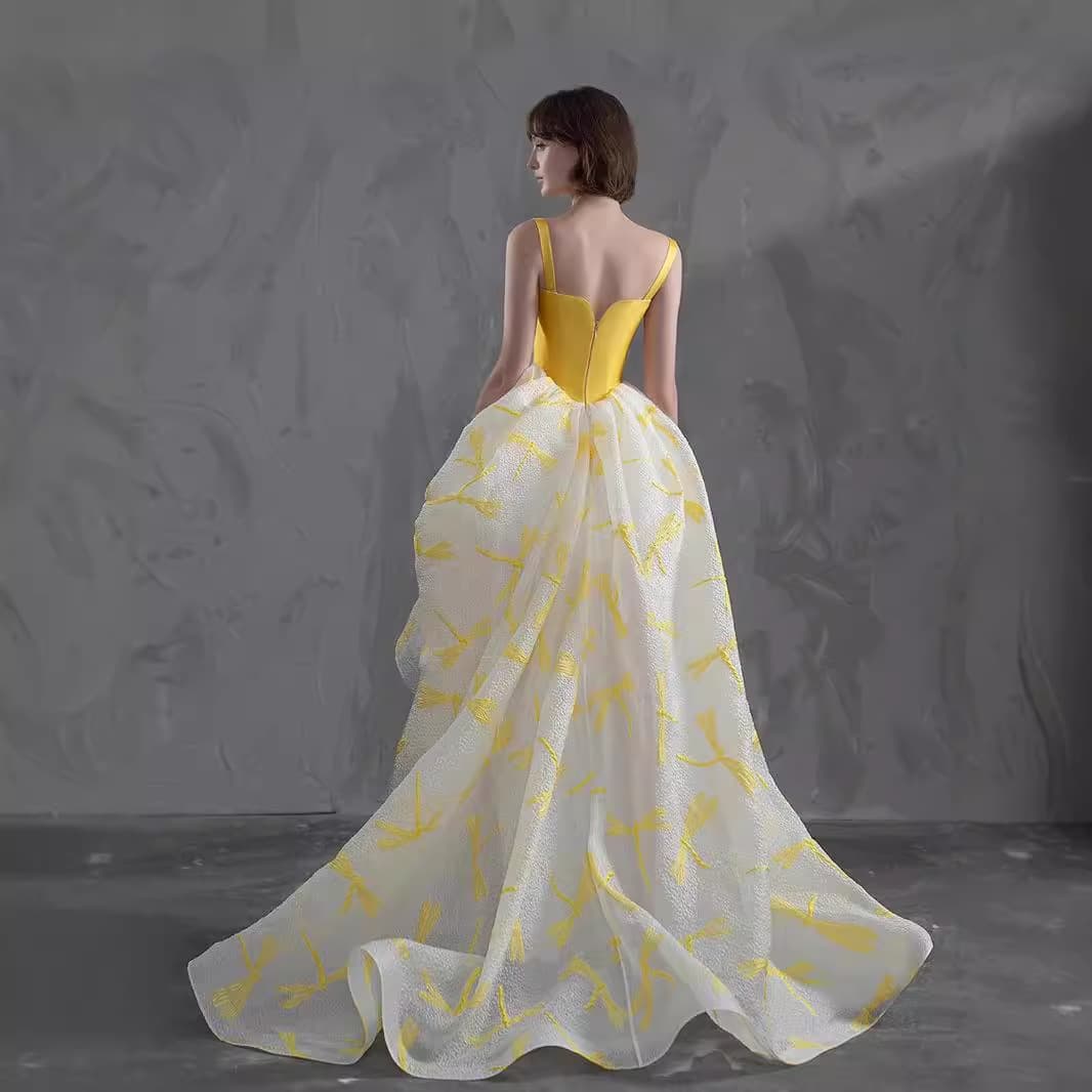 カラードレス 優雅な蝶々が舞う姫系ドレス