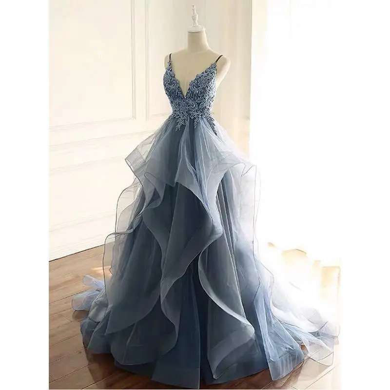 カラードレス エアリーレイヤードチュールウエディングドレス