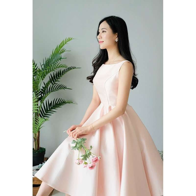 カラードレス シンプル優美な姫様ドレス