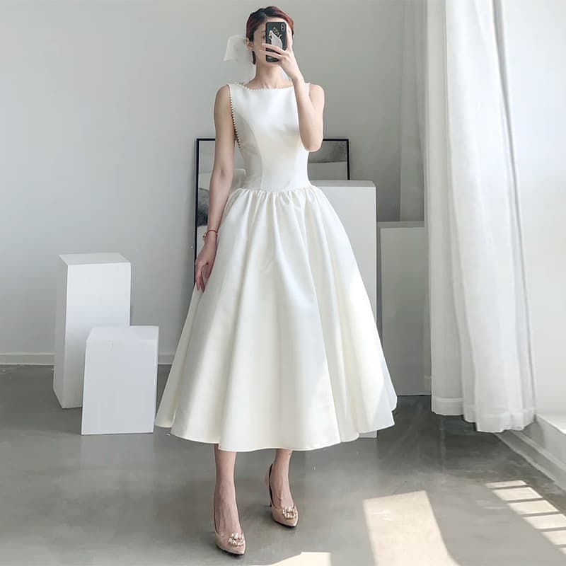 カラードレス シンプル優雅なミモレ丈ドレス